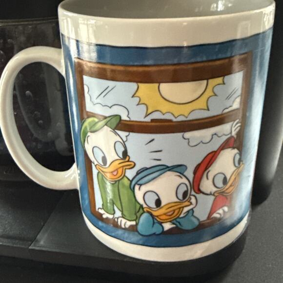 Disney Store Donald Duck Mug X-Large Jumbo Thailand Vintage Need Boost in Roost - Picture 6 of 10